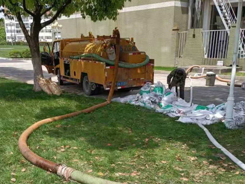 威海本地专业脉冲加软射弹物理清洗地暖清洗彻底效果如